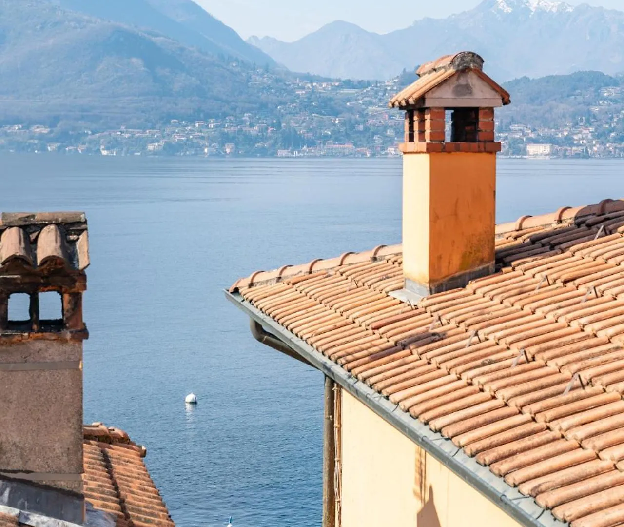 Chiave Di Volta Lovely Guesthouse With Terrace Varenna Pensión